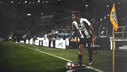 中国游泳队亚运会再创佳绩 多项纪录被刷新