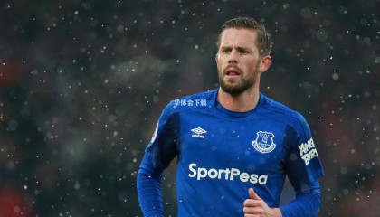 冬奥会圆满落幕，冰雪盛宴展现竞技魅力与团结精神