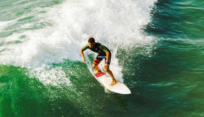 斯基拉独家，霍伊伦租借加盟那不勒斯，协议含强制买断条款与二转分成