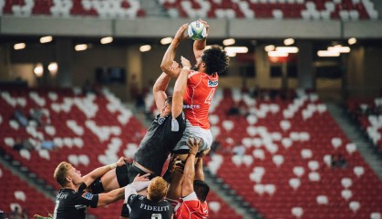 CBA全明星校园行掀热潮 郭艾伦互动逗趣引爆笑，朱8是哪位？求引荐