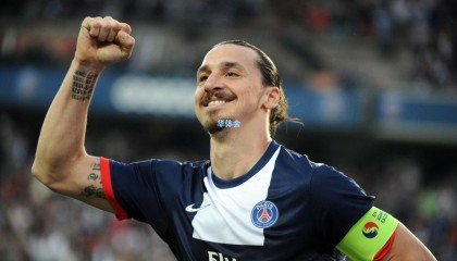 中国女篮中流砥柱 李梦及时回暖撑起一片天