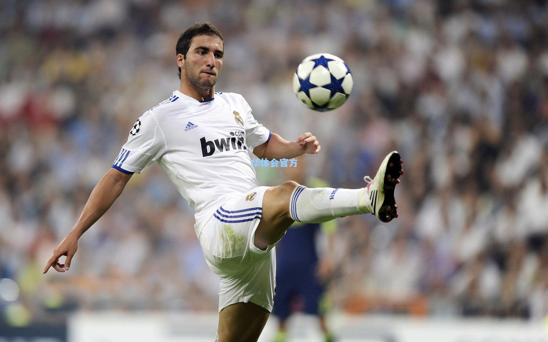 皇马防线迎关键补强!吕迪格恢复有球训练,有望火线复出驰援埃尔切之战