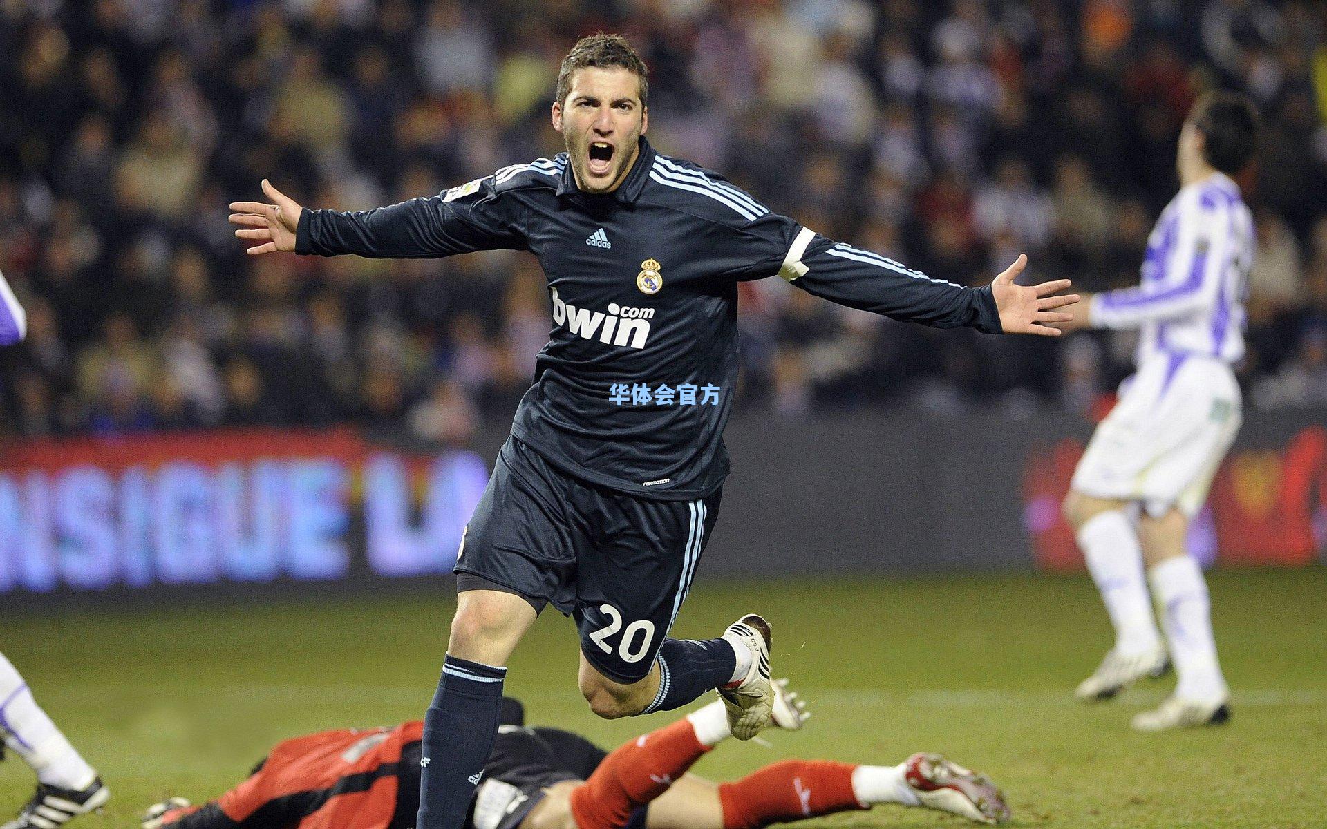 索兰克私人宅邸变身无限城,鬼灭之刃观影会成球星跨界文化交流新热点