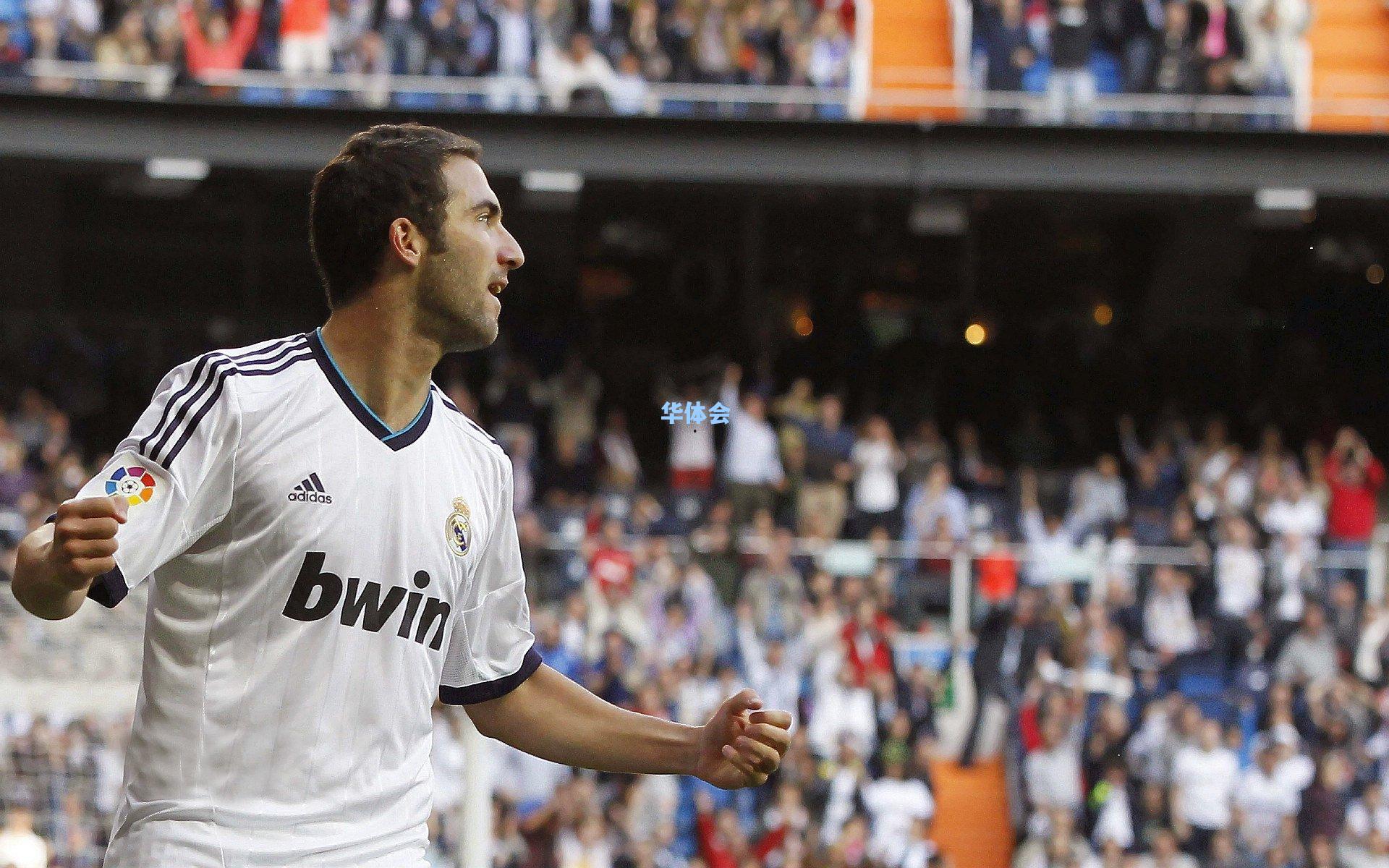 于德豪全面爆发引领深圳队狂飙 创队史得分新高彰显核心进化