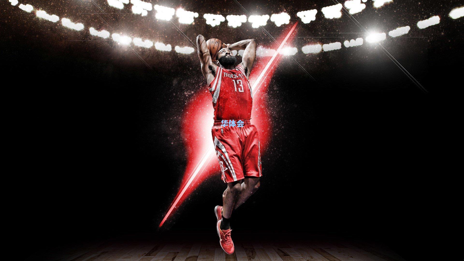 巴洛特利在驾照吊销后投身儿童公益,争议球星的特殊训练课