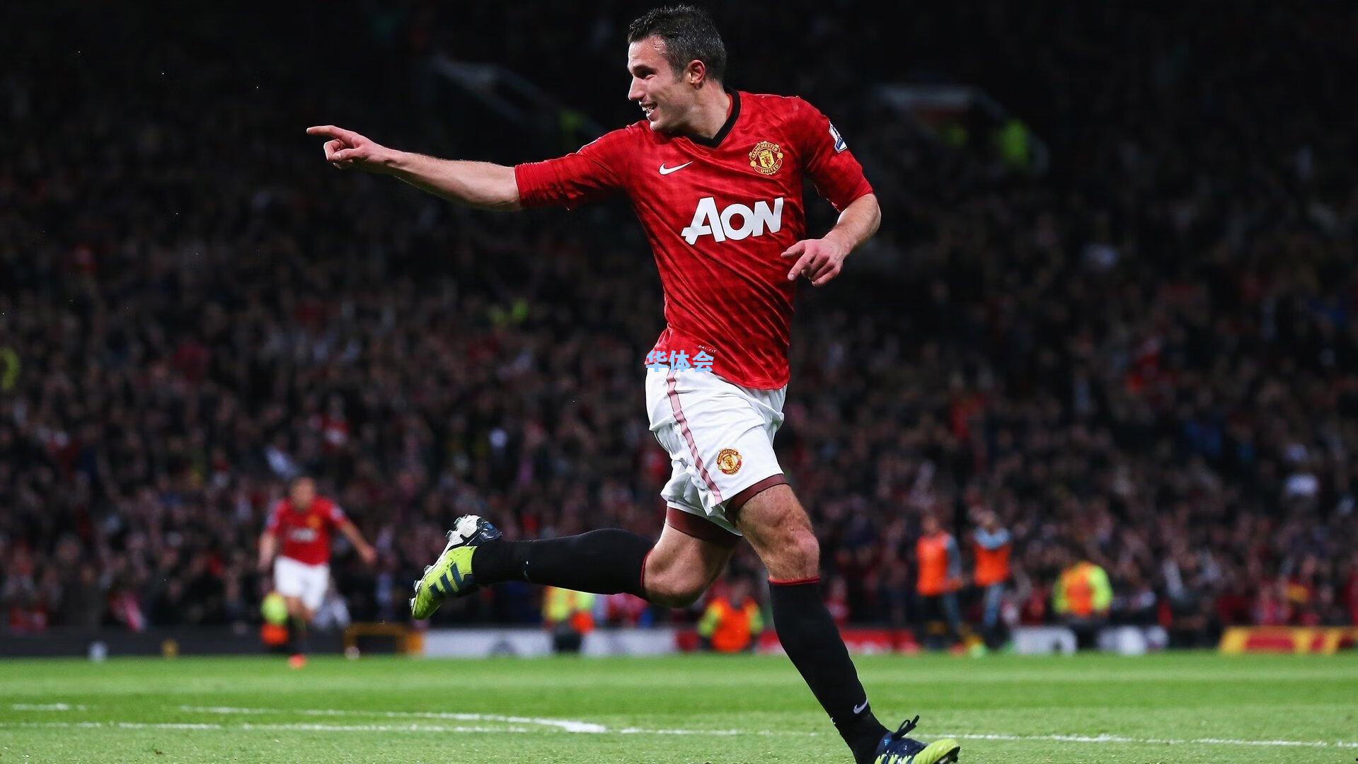 热刺防线新核范德芬表现获高层认可 新合约谈判即将开启